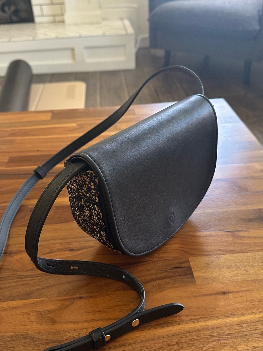 Helen Kaminski Heloise half-moon crossbody bag in black
